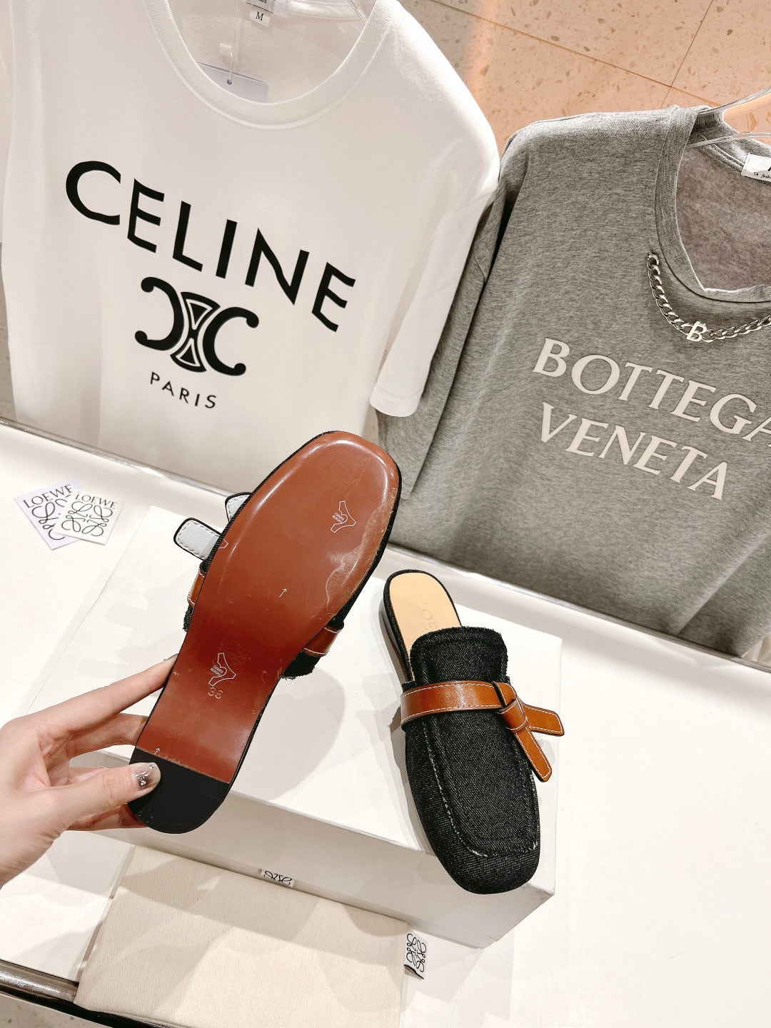 LW GATE BELTED MULE BLACK DENIM