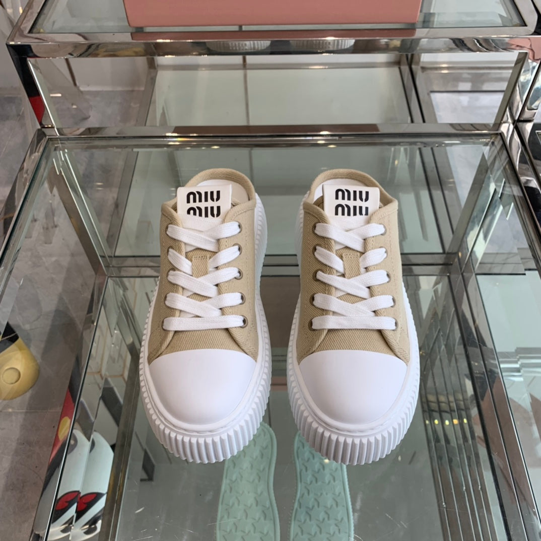 Mule Shoes Khaki And White Canvas