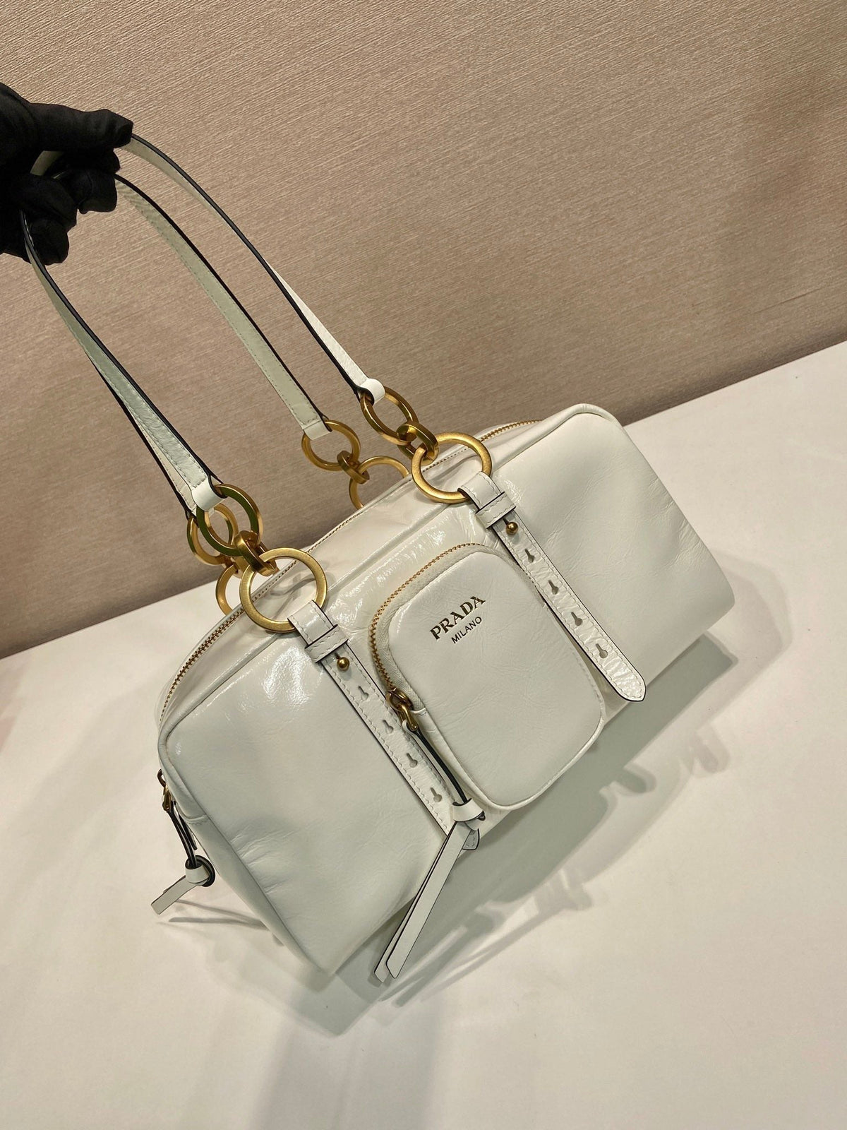 LARGE RECTANGULAR BAG 30 IN WHITE OIL WAX LAMBSKIN GOLD HARDWARE