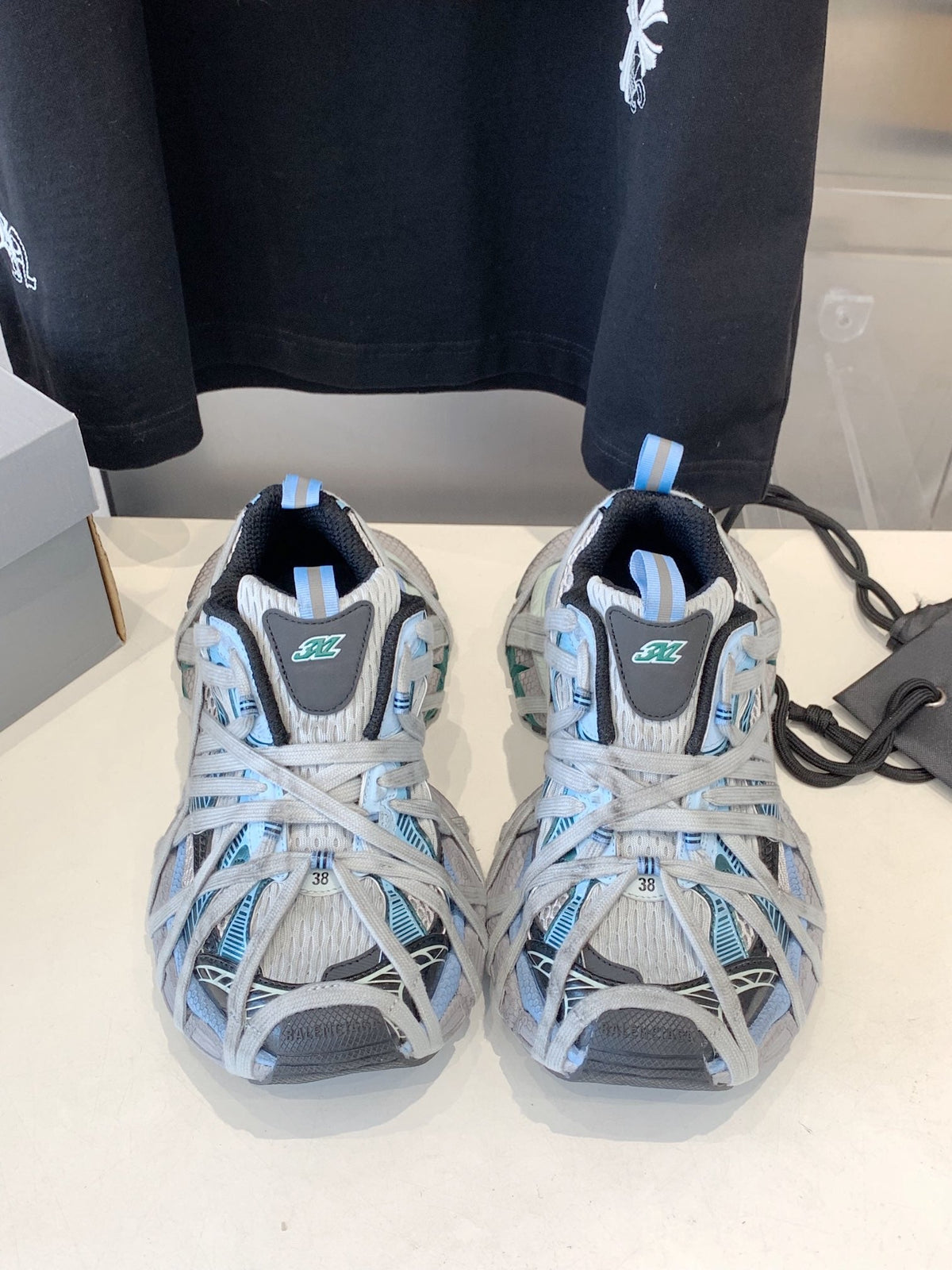 3XL EXTREME LACE SNEAKER GRAY AND LIGHT BLUE
