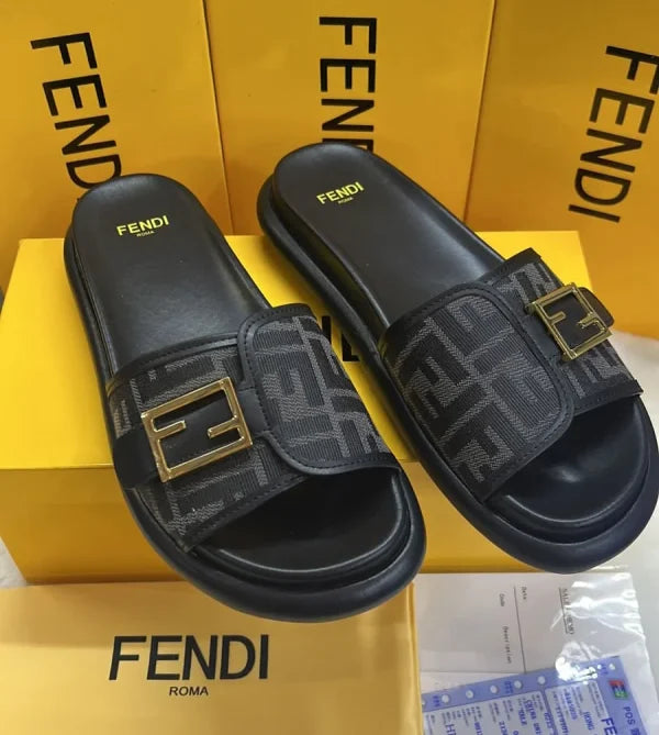 Fendi Unisex Slippers For Men & Women