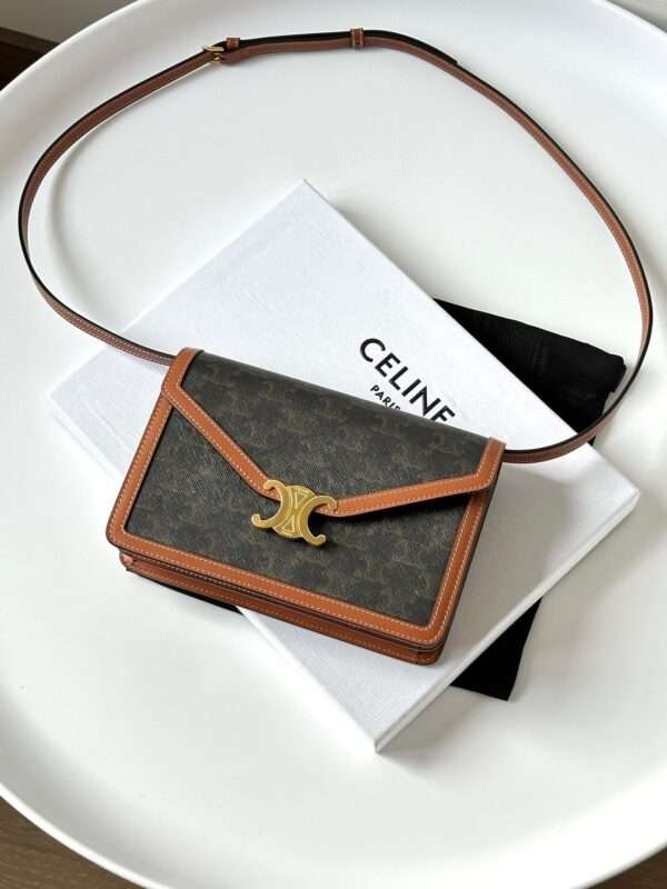 Celine Woc Triomphe Super Quality Gold Plated Handbag 22x15cm