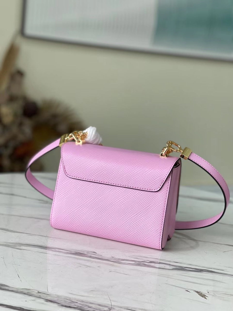 Louis Vuitton LV Twist Pink Handbags With Lock Gold 24cm
