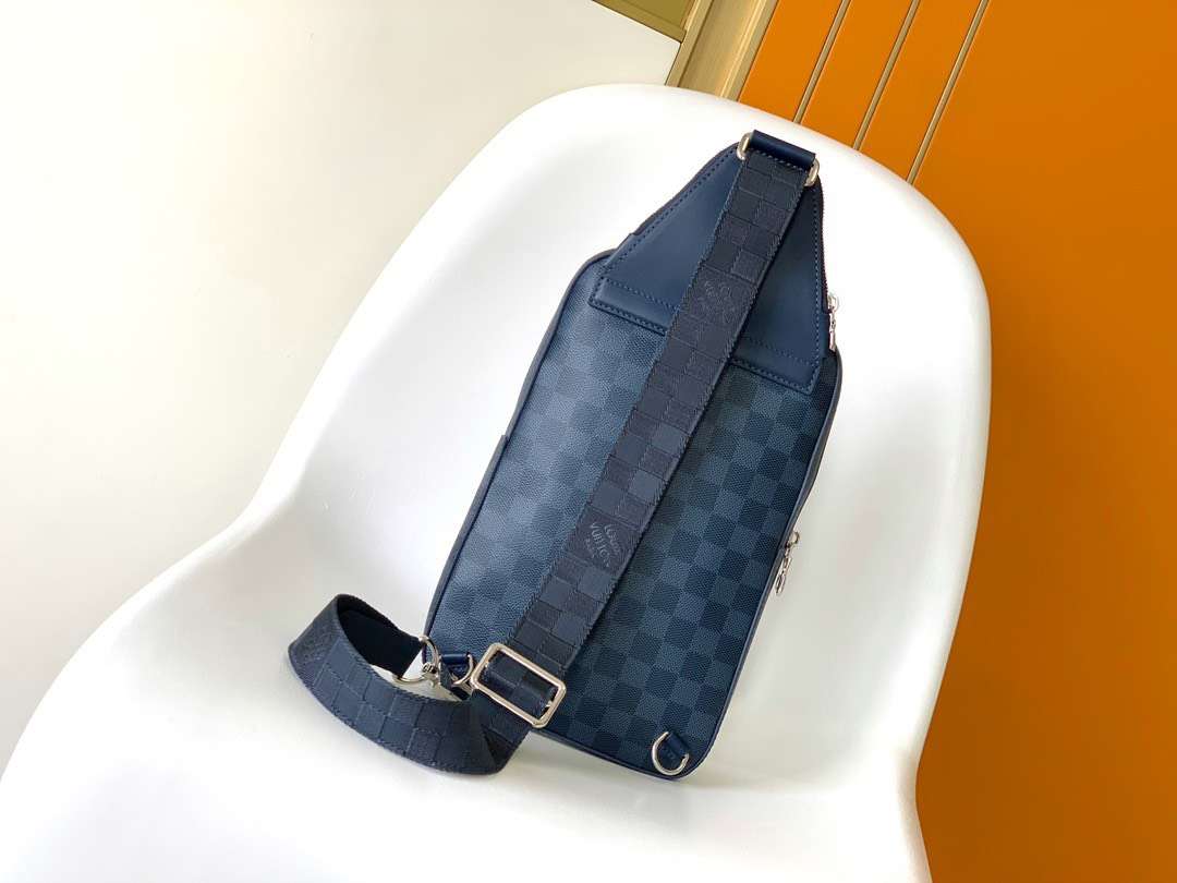 Louis Vuitton LV Avenue Men’s Handbag Replica Checkerboard Pattern 20x31x7cm