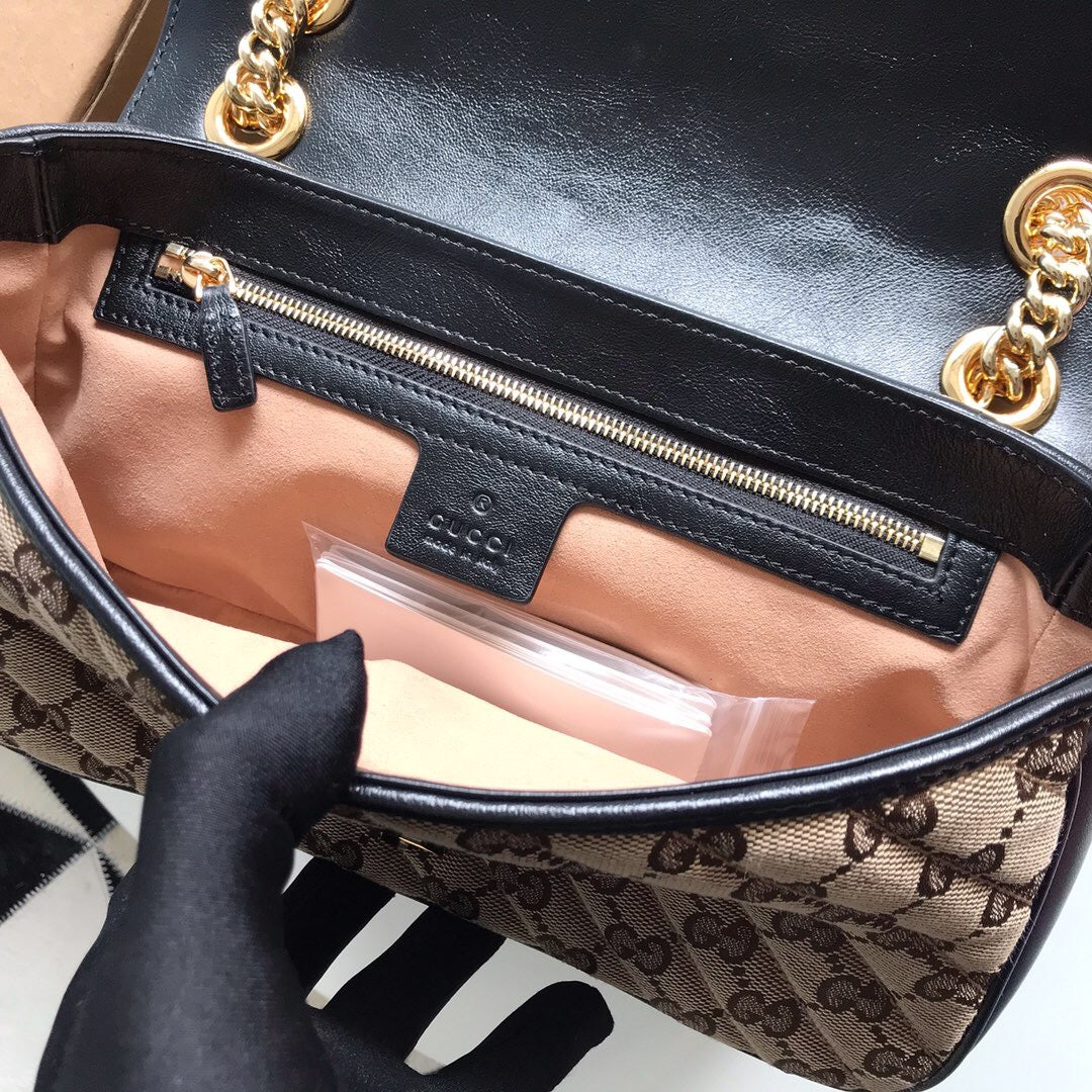Gucci GG Marmont GG Shoulder Bag Small