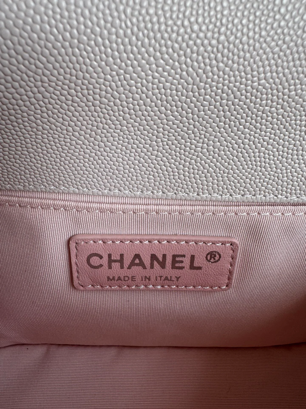 CHANEL BOY BAG MEDIUM 25 IN PINK CALFSKIN