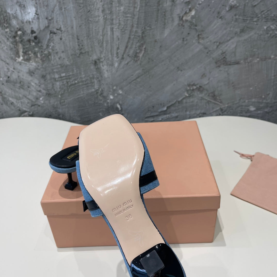 BLACK HIGH HEEL WITH BLUE STRAPS AND BLACK BELT