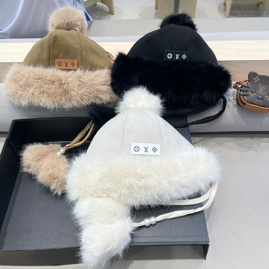 BEANIE HAT IN BLACK FLEECE AND WOOL 424308