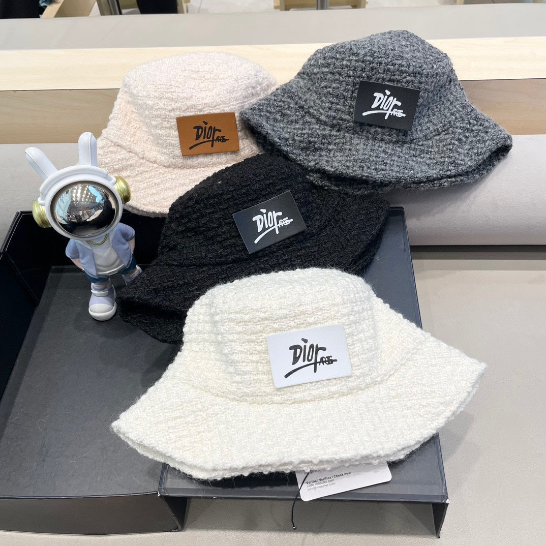 BUCKET HAT IN BEIGE WOOL 436746