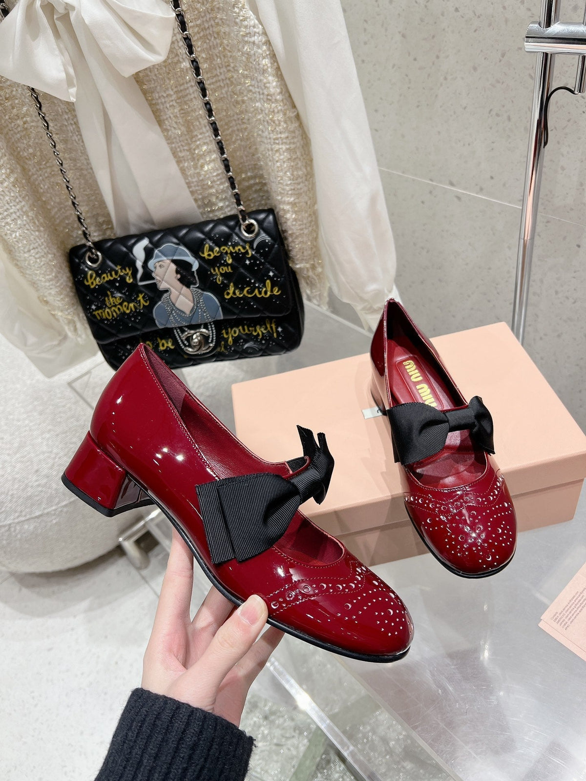 MARY JANE MID HEEL PUMPS IN RUBY RED PATENT LAMBSKIN WITH BOW