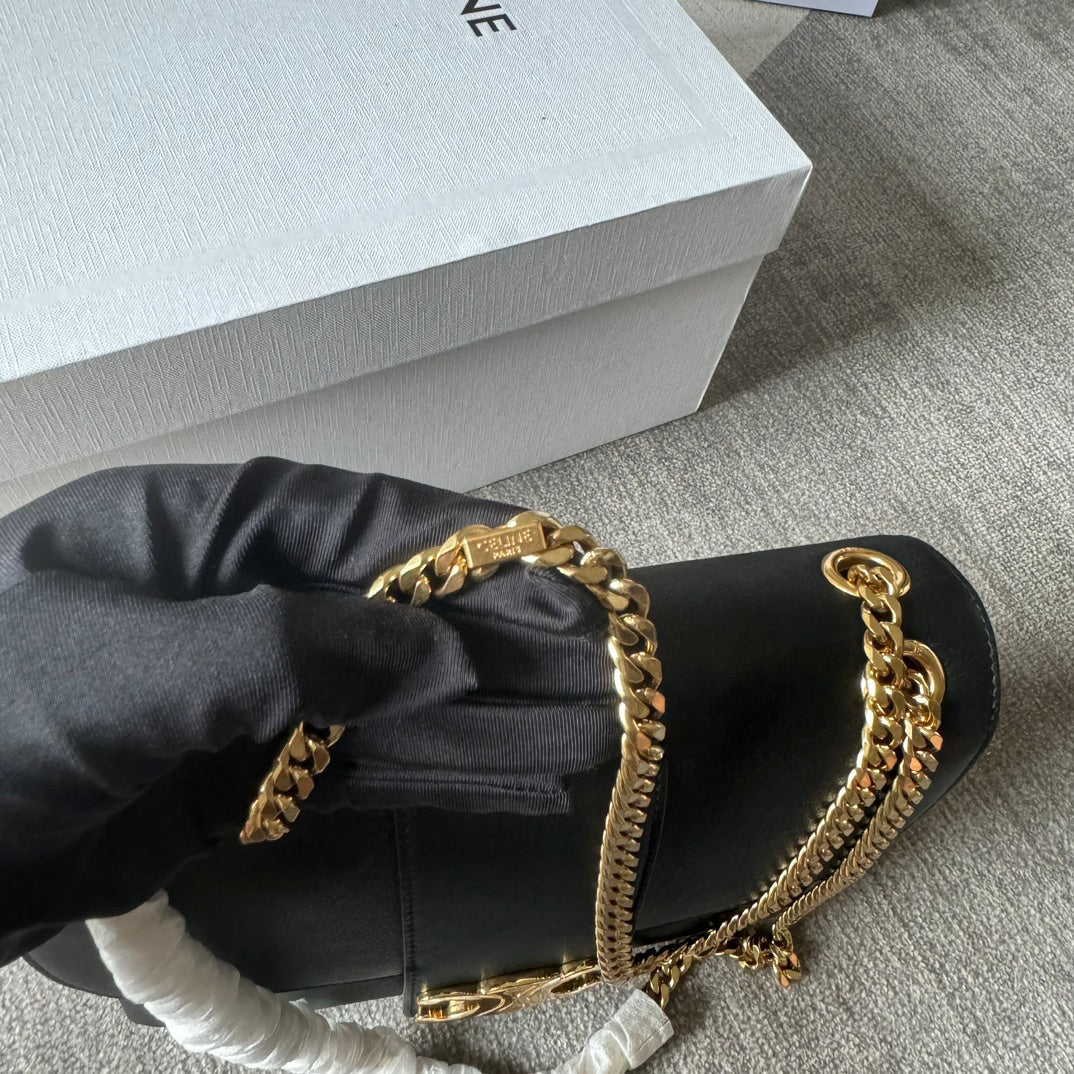 MEDIUM CELINE VICTOIRE BAG 25 IN BLACK CALFSKIN GOLDEN HARDWARE