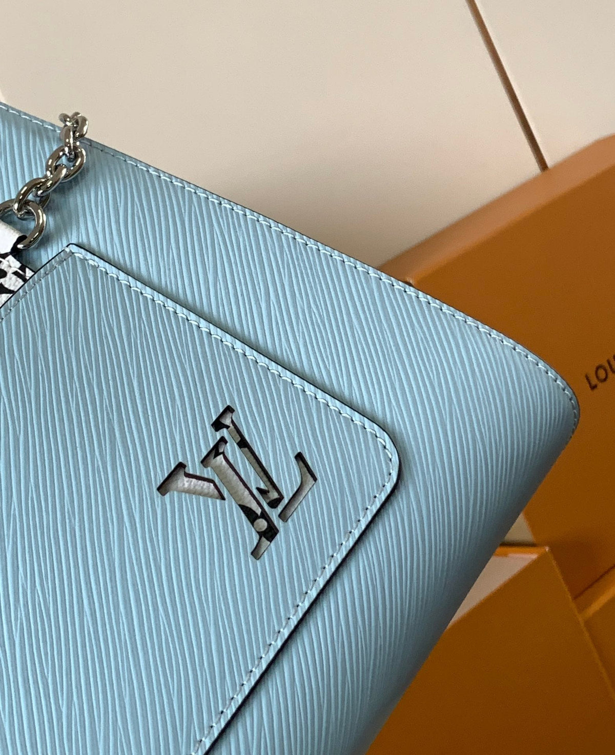 MARELLE TOTE BB BAG 30 IN BLEU NUAGE BLUE EPI GRAIN COWHIDE LEATHER
