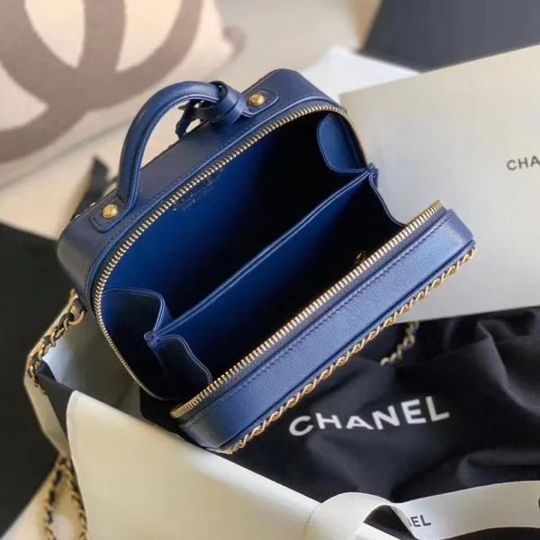 Chanel Filigree Vanity Case Quilted Caviar Gold – Blue