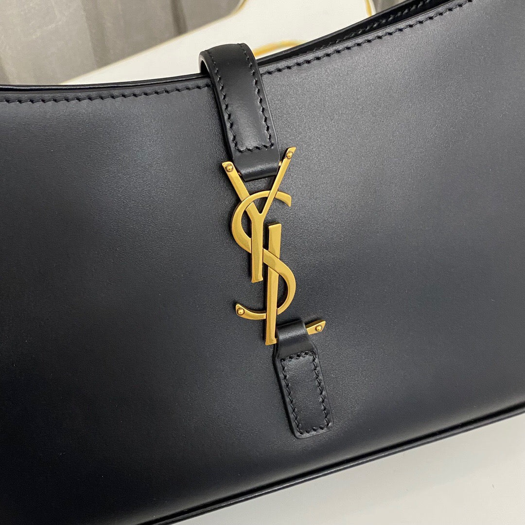 Saint Laurent  le 5 a 7 mini hobo bag – Black