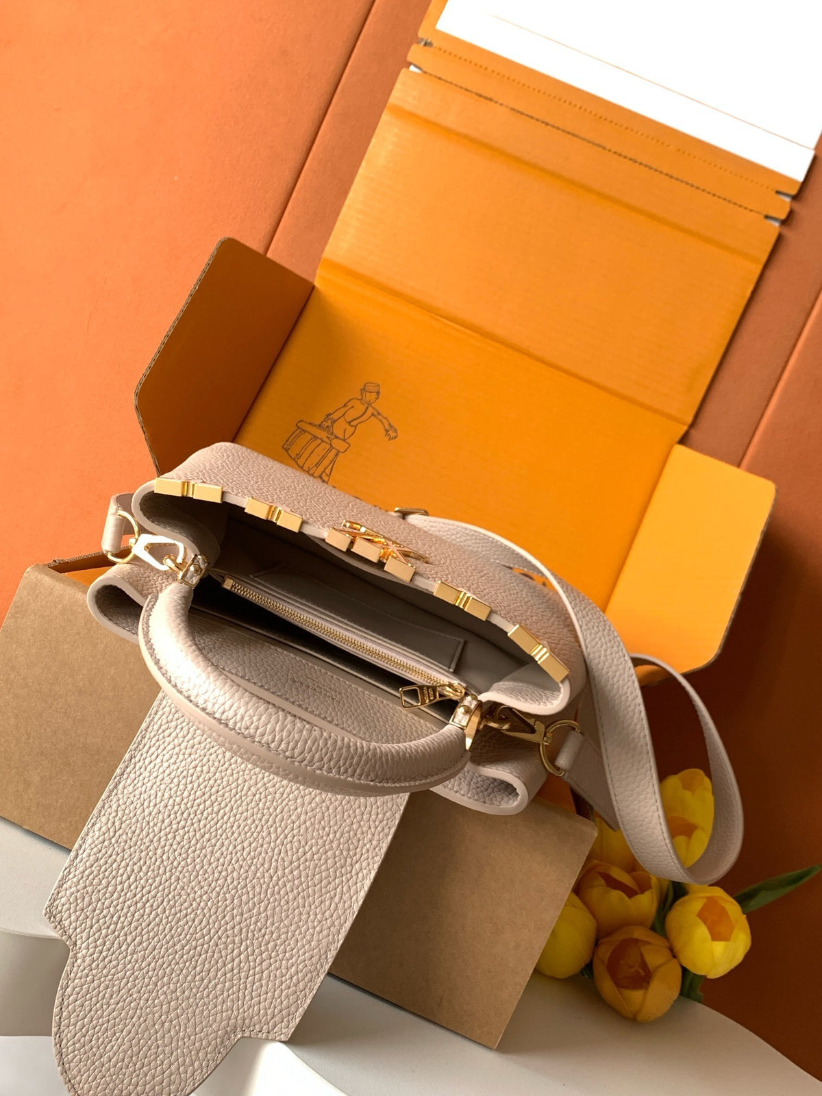 Louis Vuitton Capucines handbag in a beige
