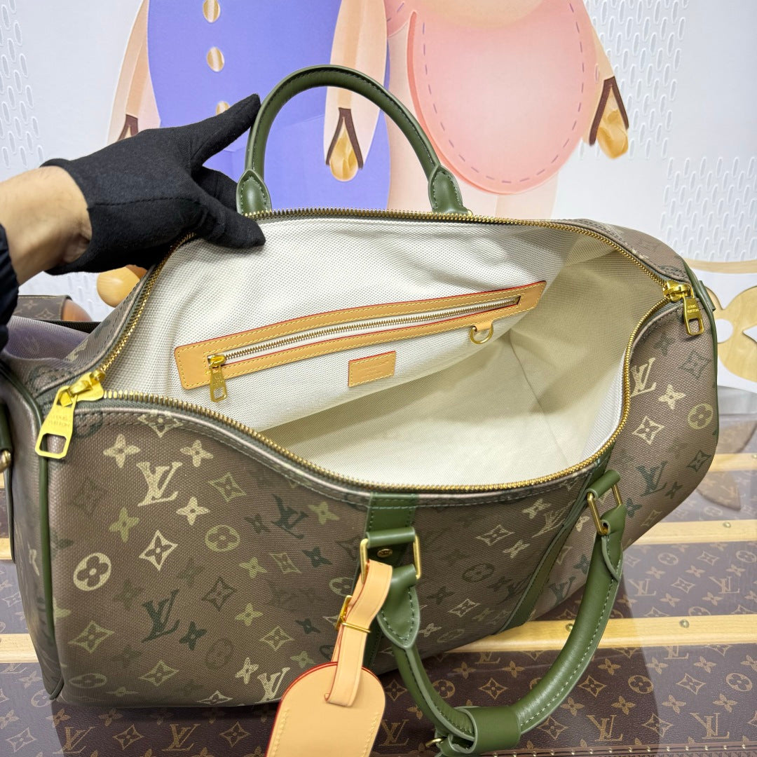 Louis Vuitton Keepall Bandoulière Khaki Green Monogram