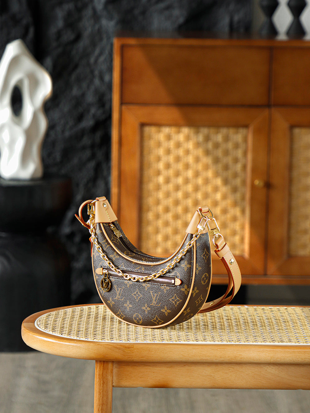 Louis Vuitton Loop bag in Monogram canvas