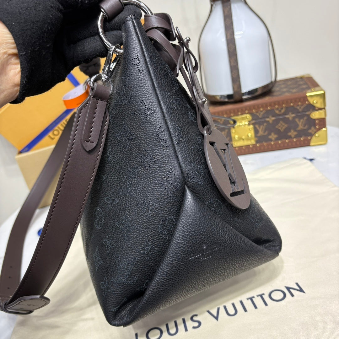 Louis Vuitton Black Mahina Beaubourg Hobo MM