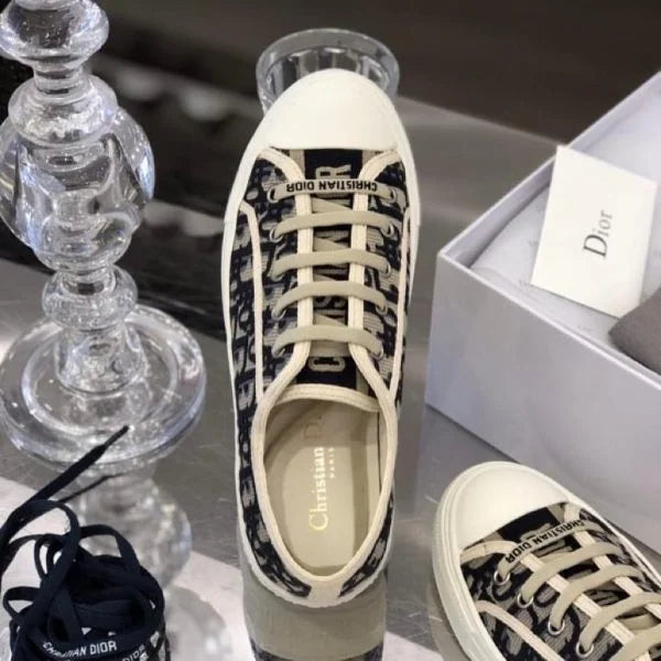Walk’n’Dior Sneakers Oblique Embroidered