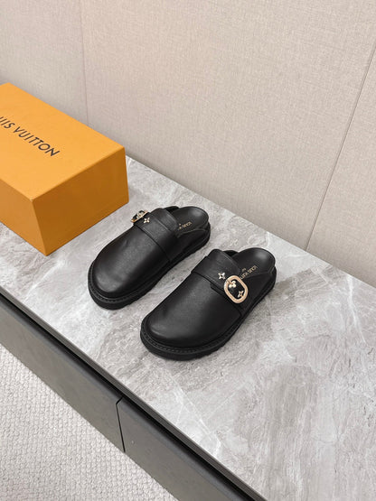 LV Women Black Leather Mules
