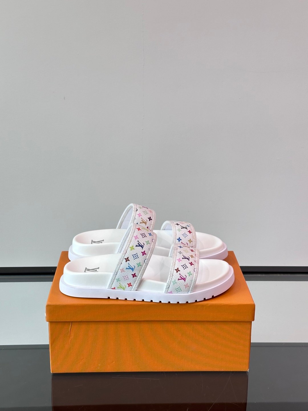 LV Men White Canvas Multicolor Logo Slides