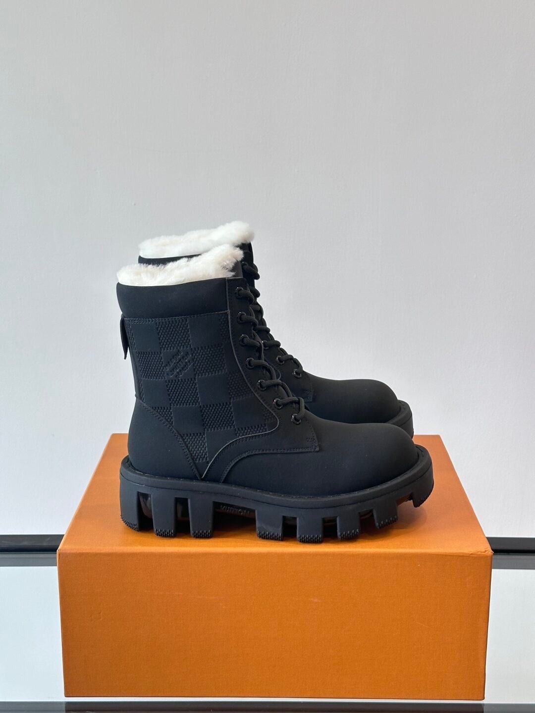 LV Men Black Leather Fur Lined Boots