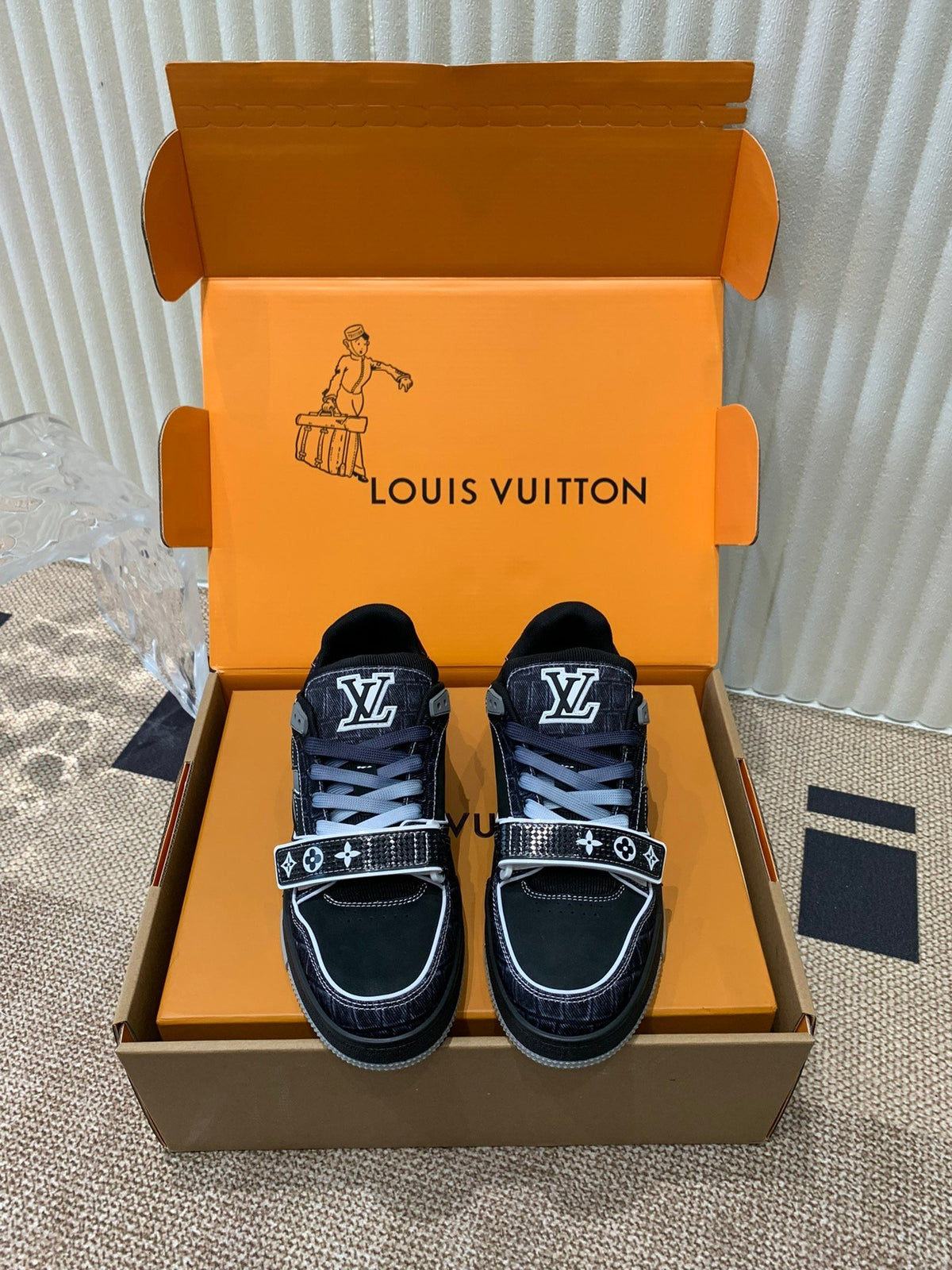 LV Women Black Fabric Sneakers