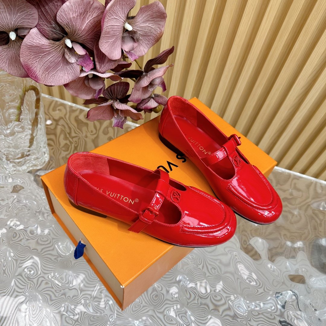 LV Women Red Patent Leather Loafers