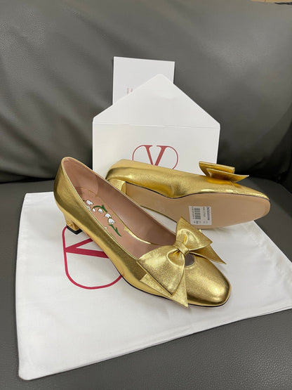 Valentino Women Gold Leather Bow Detail Pumps