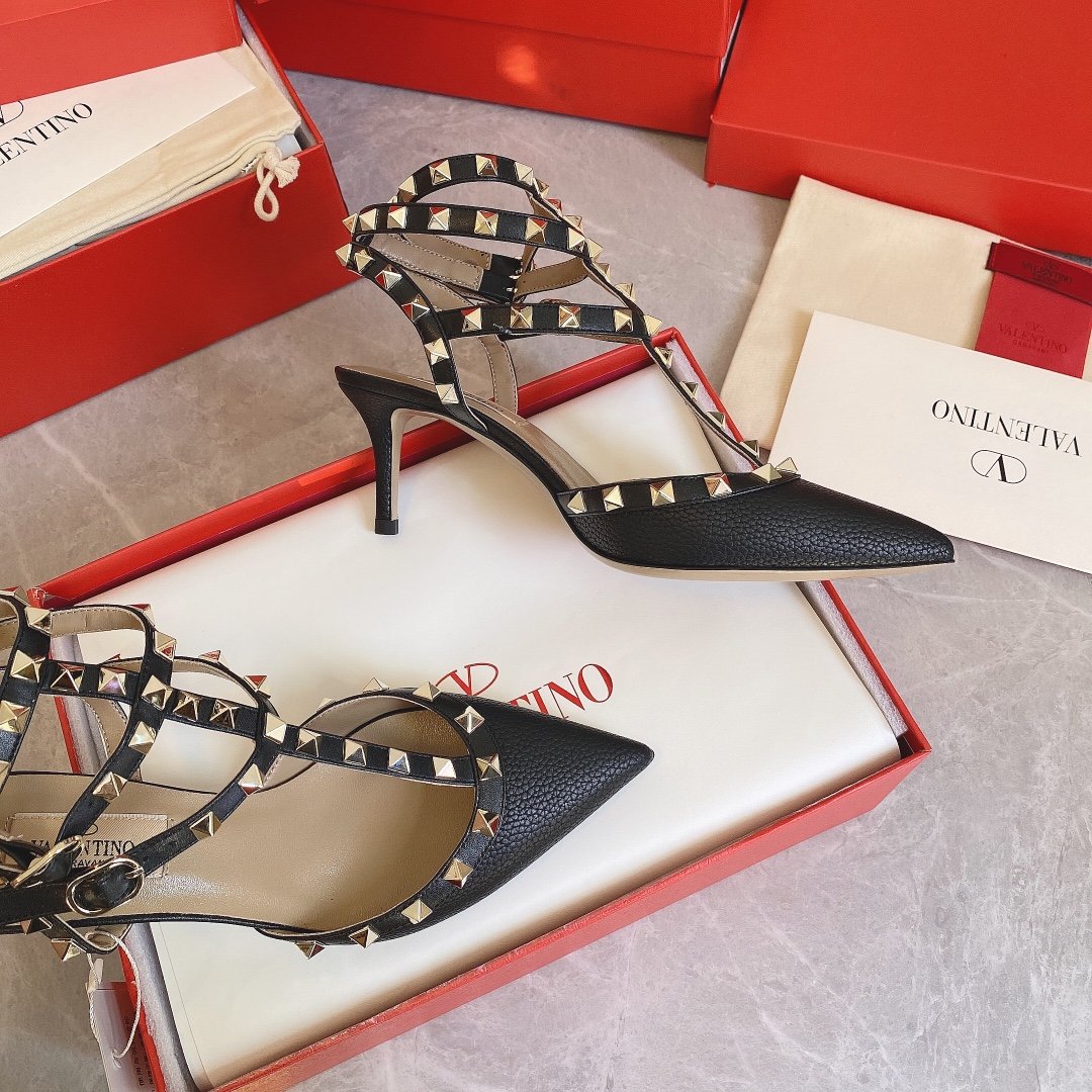 Valentino Women Black Leather Studded Pumps