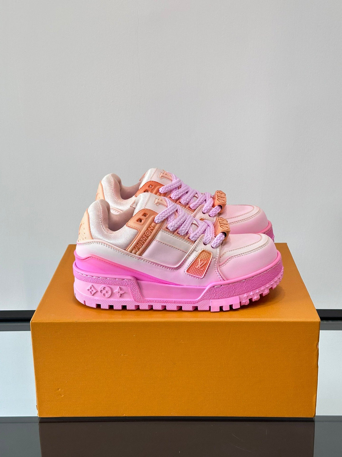 LV Men Pink Synthetic Leather Sneakers