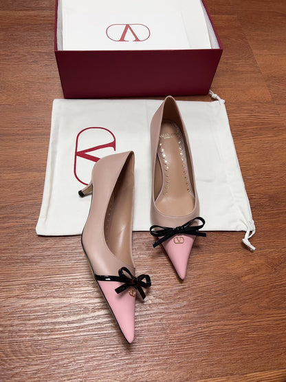 Valentino Women Pink Leather Bow Detail Pumps
