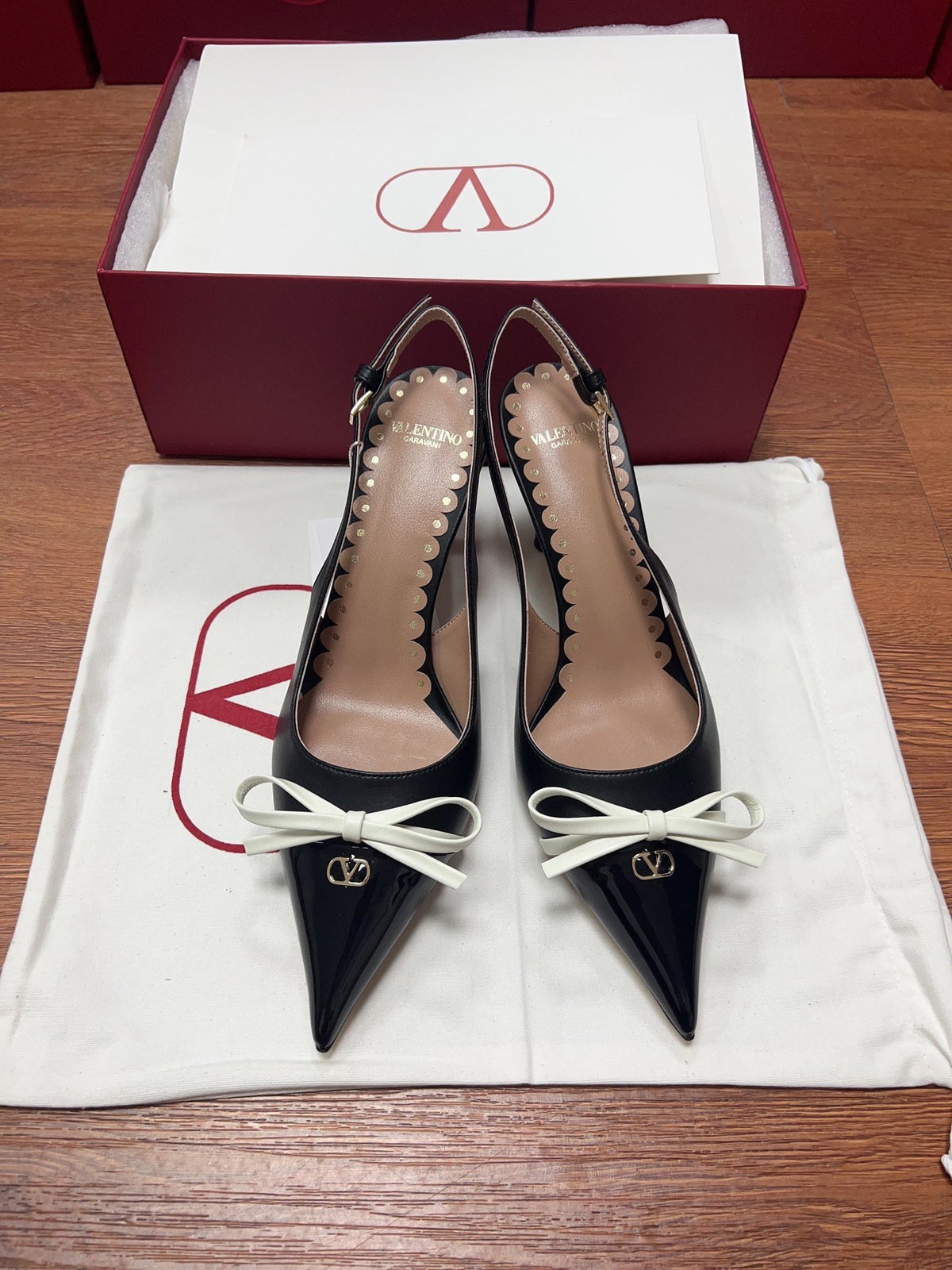 Valentino Women Black Patent Leather Bow Slingback Pumps