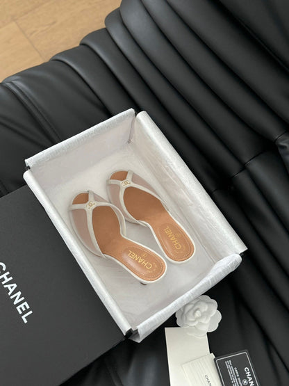 Chanel Women Beige Mesh And Leather Mules