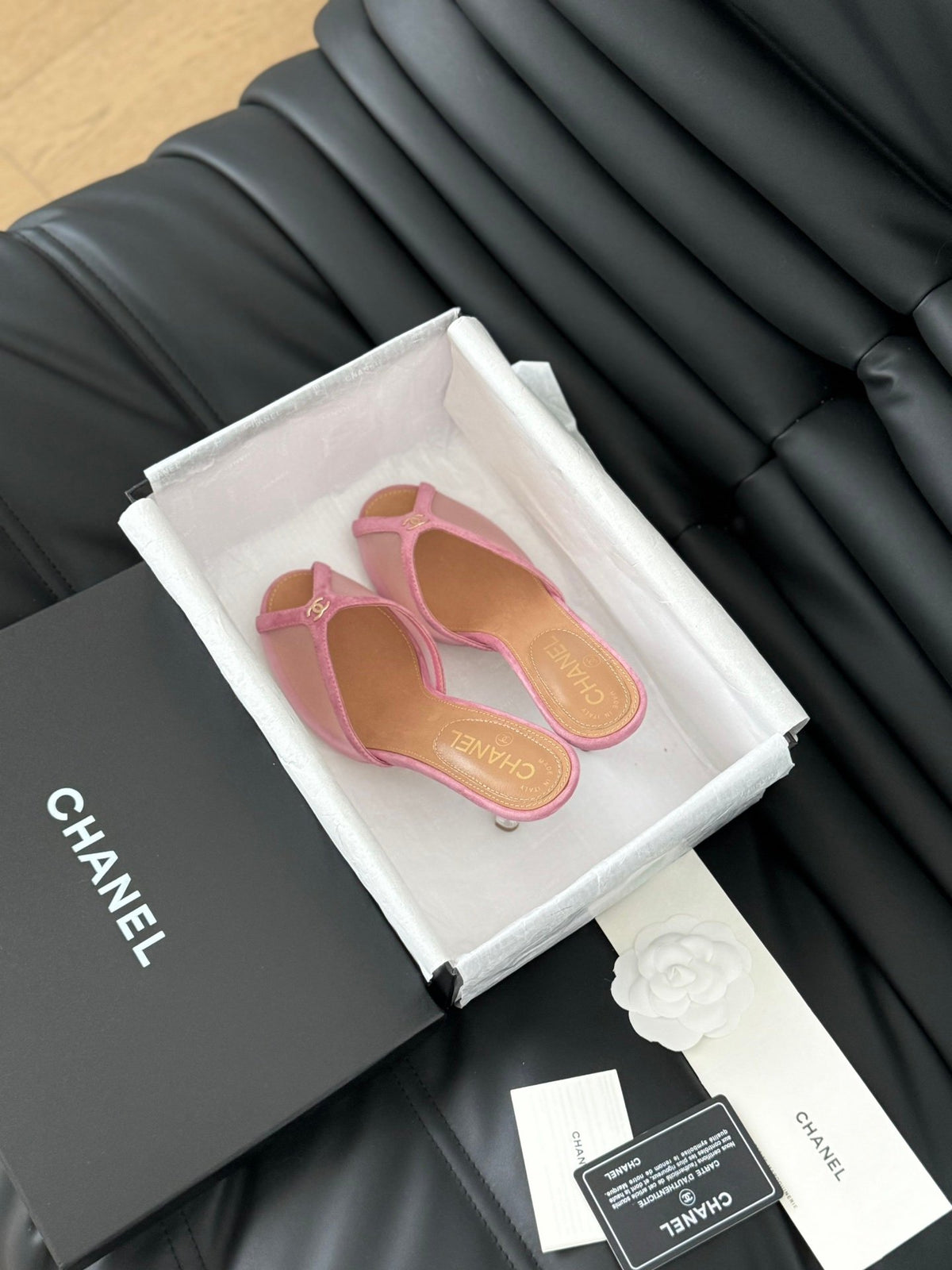 Chanel Women Pink Leather Kitten Heel Mules