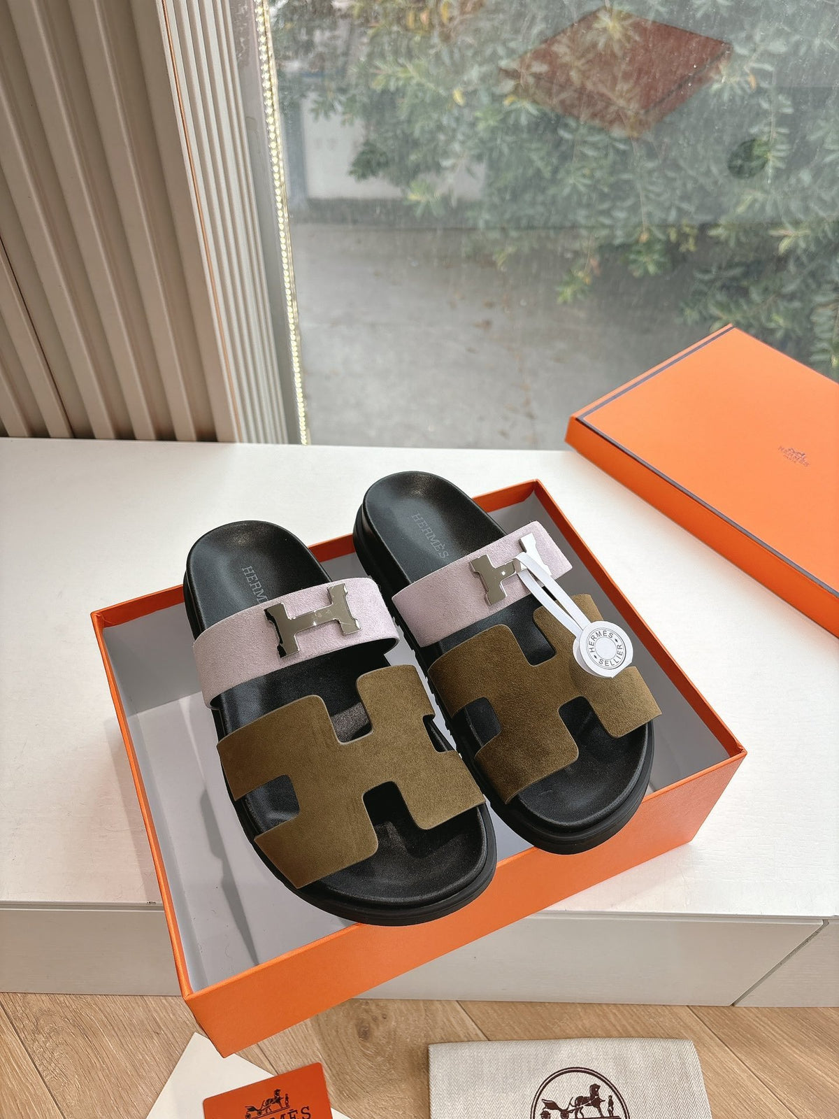 Hermes Women Pink And Olive Suede Sandals