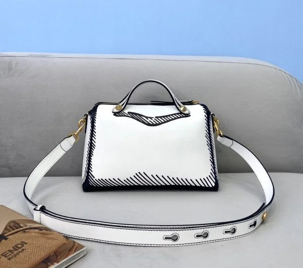 Fendi Leather Shoulder Bag White