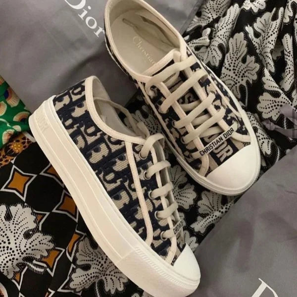 Walk’n’Dior Sneakers Oblique Embroidered