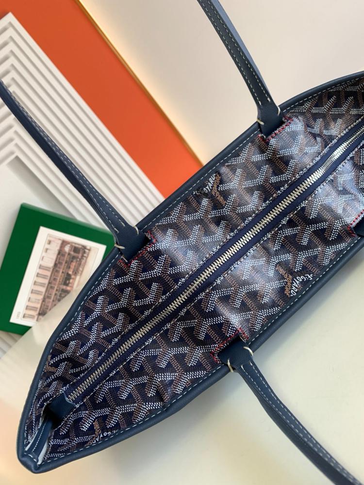 Goyard Navy Blue Goyardine Coated Canvas and Leather Saint Louis PM Tote