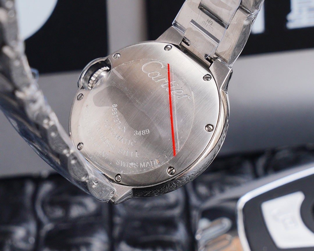 BALLON BLEU 33MM STEEL CASE DIAMOND NUMERALS
