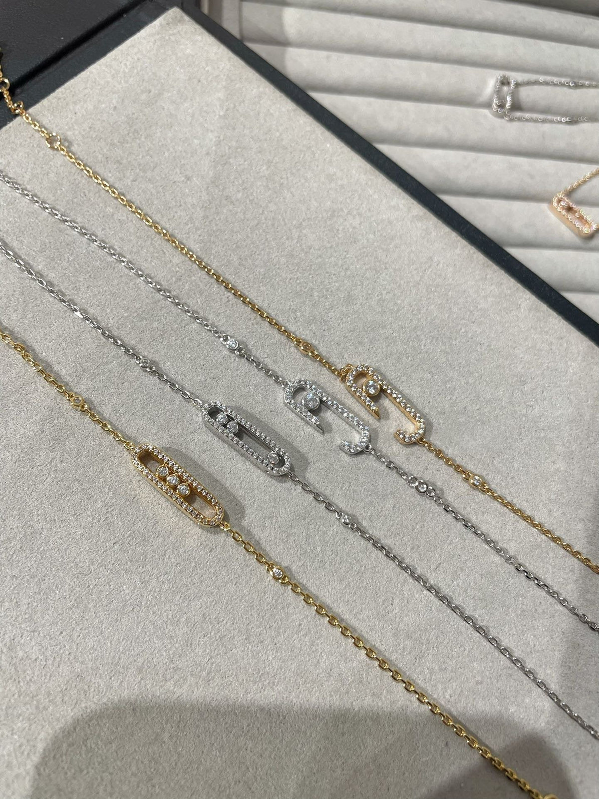 BABY MOVE DIAMOND BRACELET