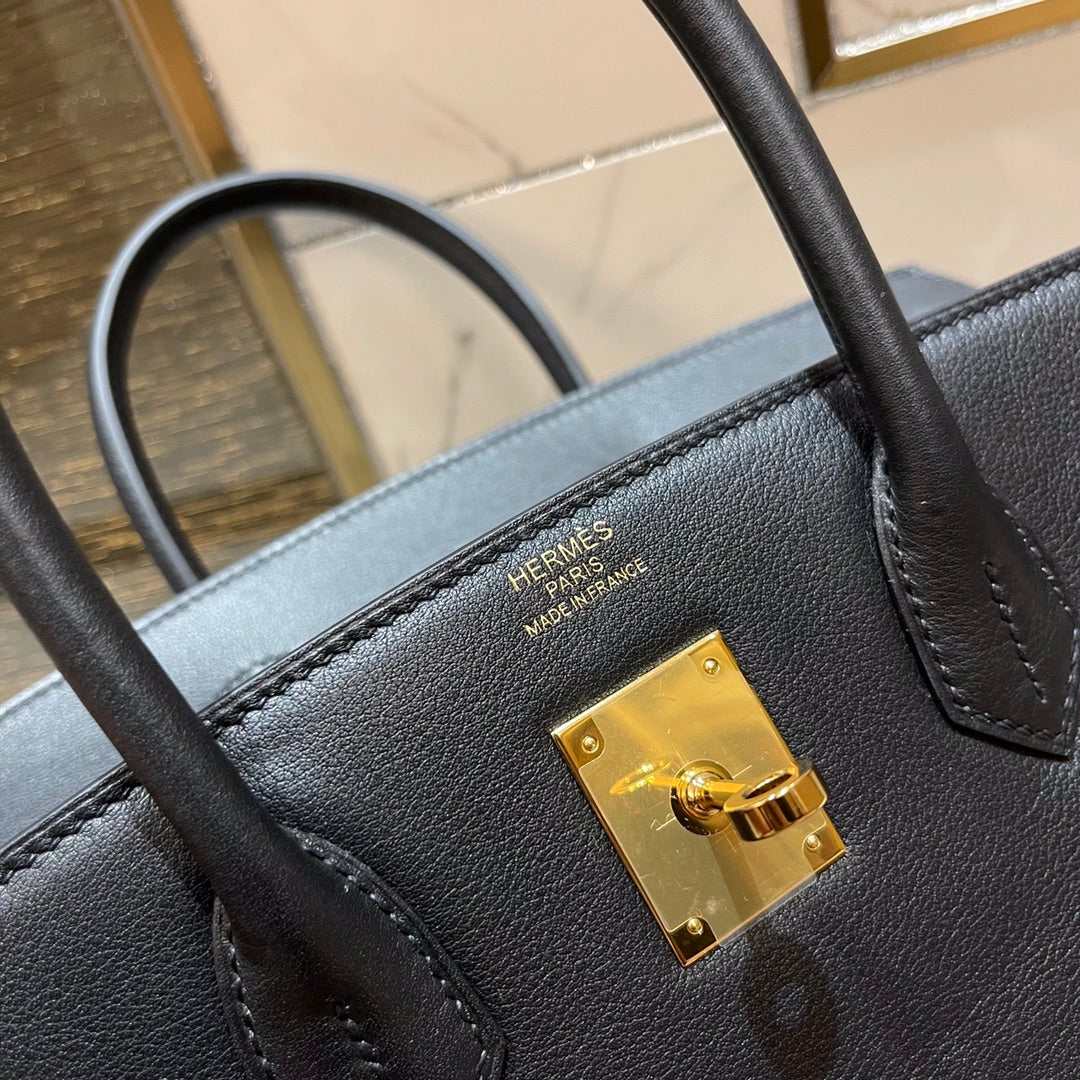 HN 30CM BLACK SWIFT LEATHER GOLD HARDWARE