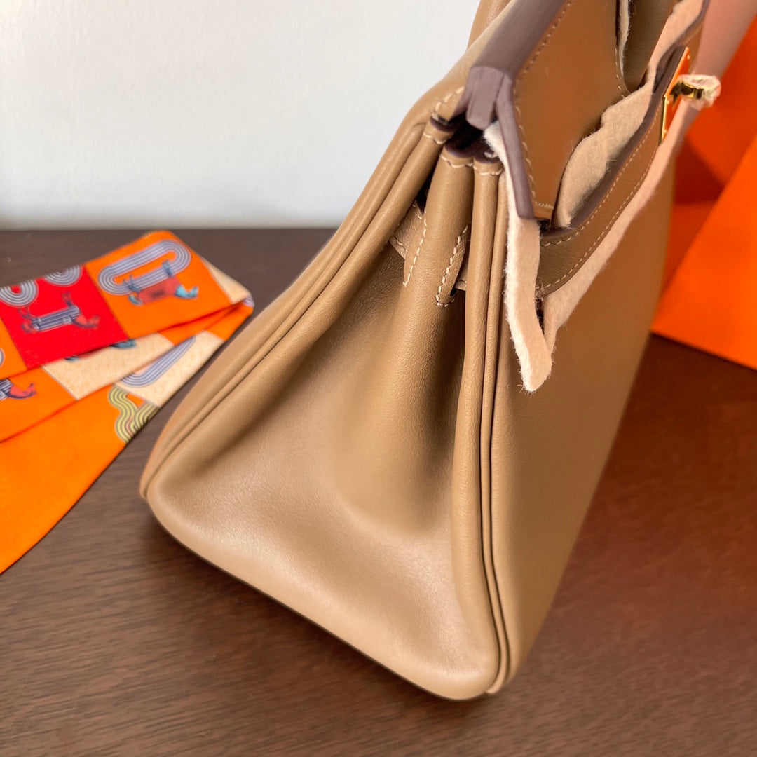 HN 30CM BEIGE SWIFT LEATHER GOLD HARDWARE