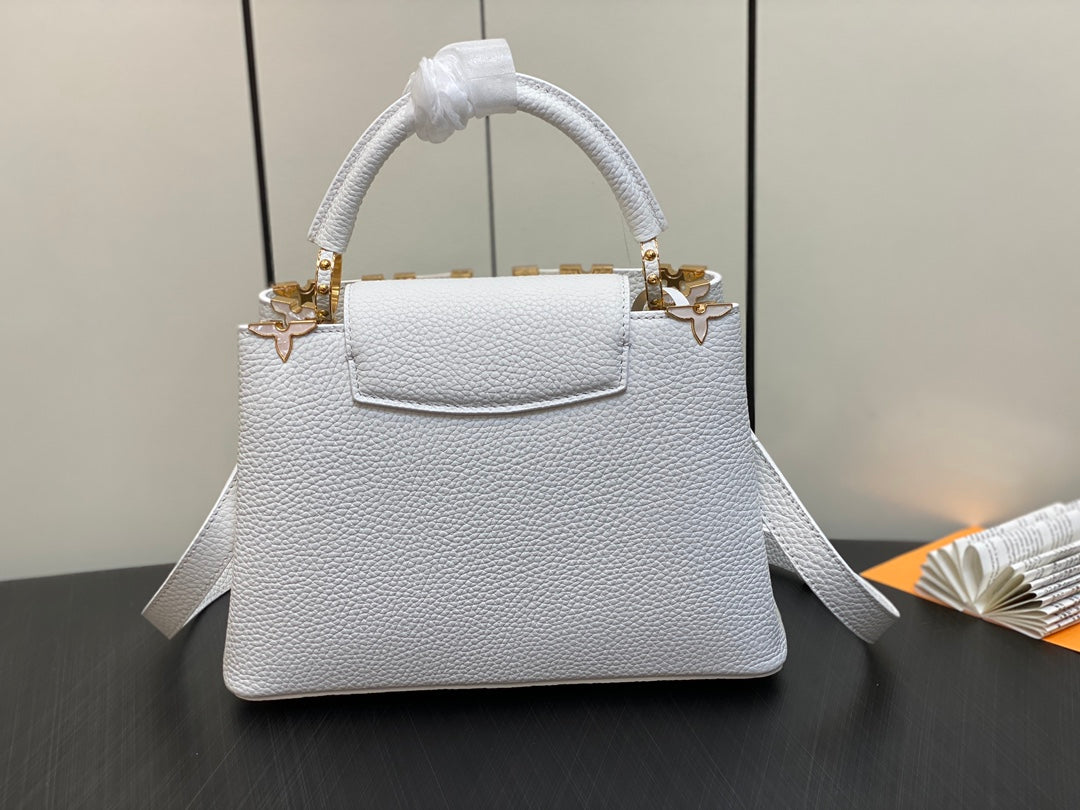 CAPUCINES BB 27 WHITE TAURILLON GOLD HARDWARE