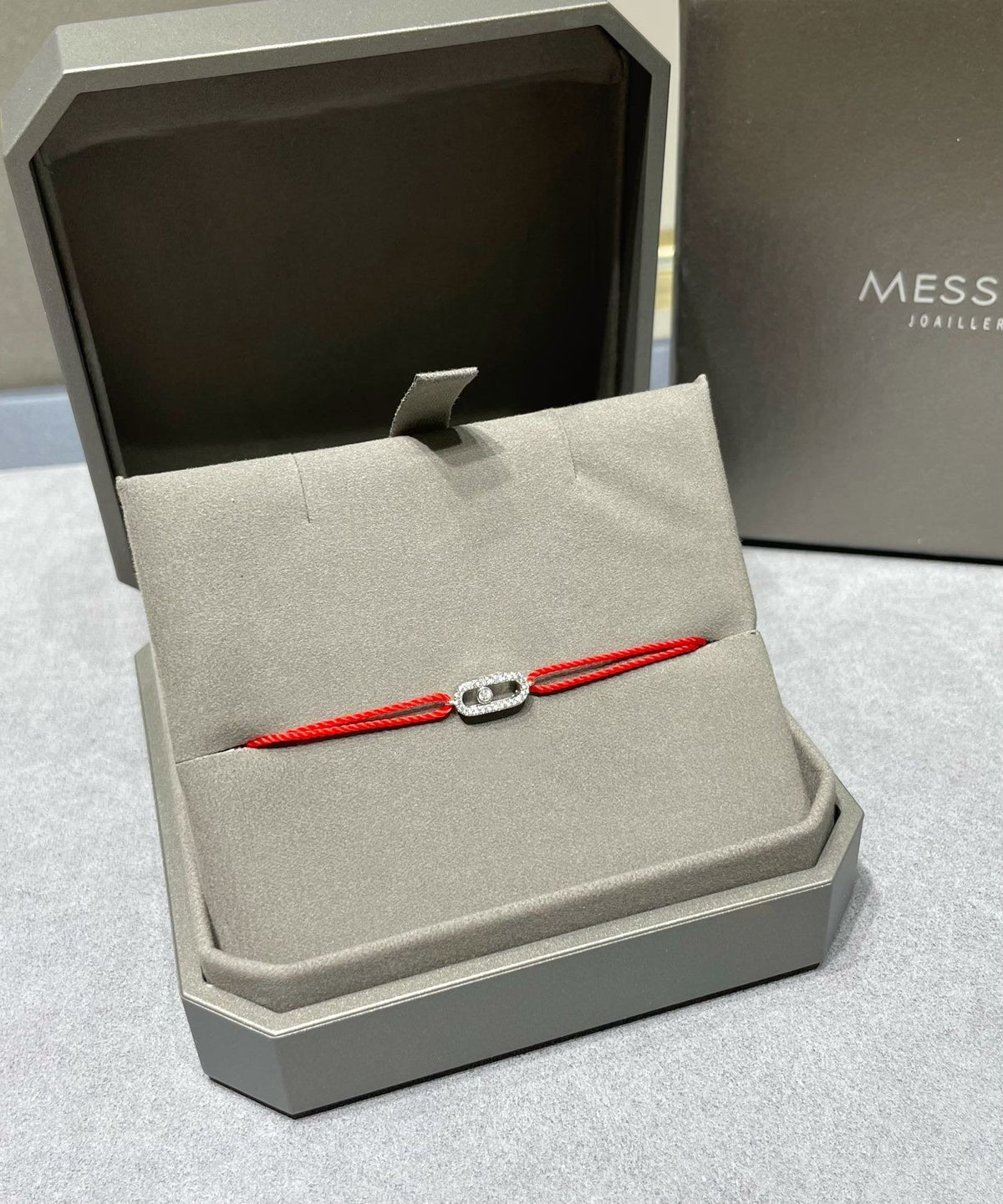 MOVE UNO DIAMOND CHARM RED CORDIERI
