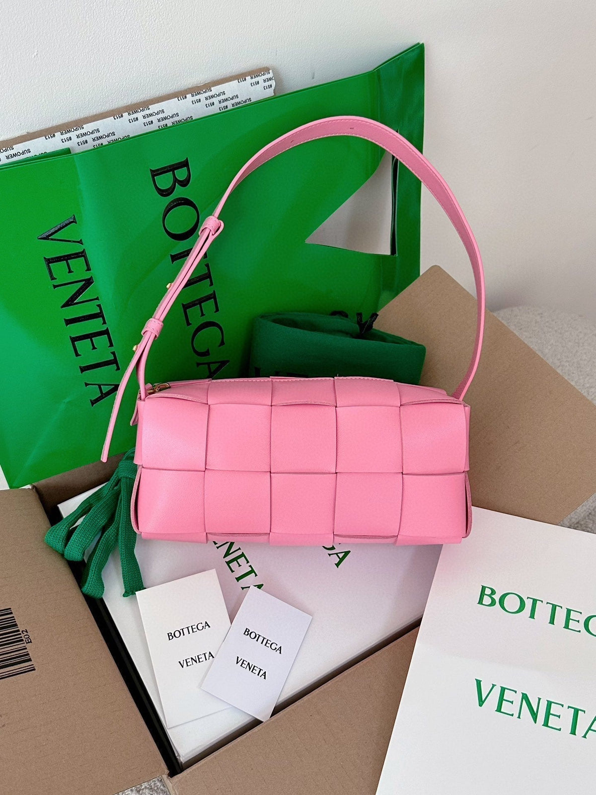 BV SMALL BRICK 24CM PINK LAMBSKIN