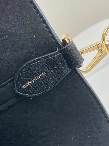 BLOSSOM MM 30 BLACK MAHINA CALFSKIN