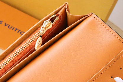 VERTICAL WALLET CAPUCINES BLACK