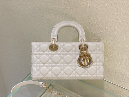MEDIUM LADY D-JOY 26 WHITE LAMBSKIN