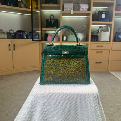 Hermes Kelly 25cm Emerald Green Gold Hardware